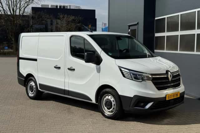 Renault Trafic (2024) thumbnail 6