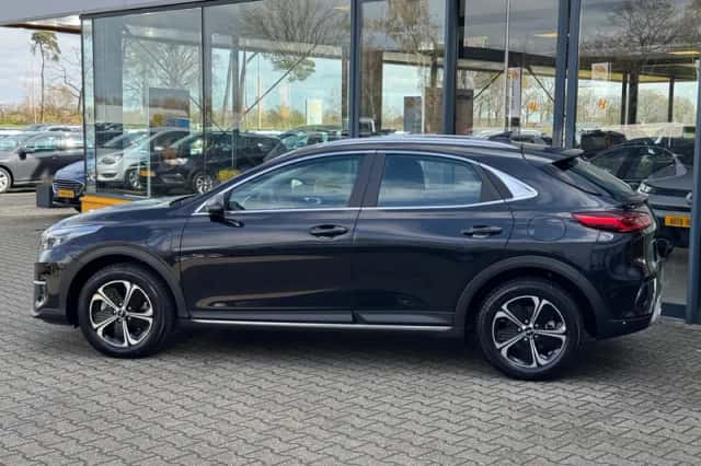 Kia XCeed (2022) thumbnail 2