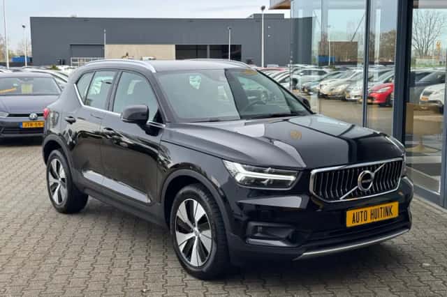 Volvo XC40 (2021) thumbnail 6