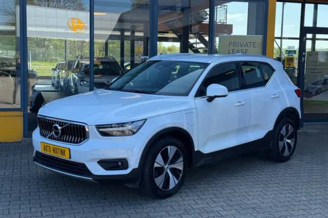 Volvo XC40 (2022) thumbnail 1
