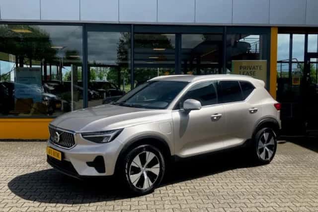 Volvo XC40 (2022) thumbnail 1