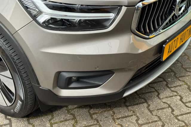 Volvo XC40 (2021) thumbnail 6