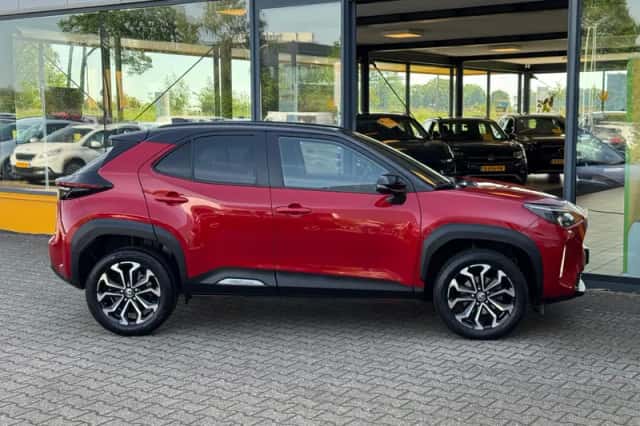 Toyota Yaris Cross (2023) thumbnail 5