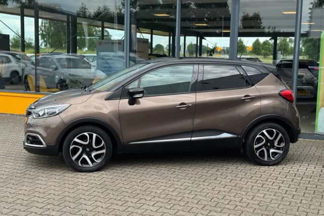 Renault Captur (2014) thumbnail 2