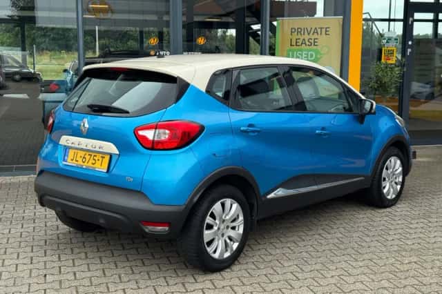 Renault Captur (2014) thumbnail 4