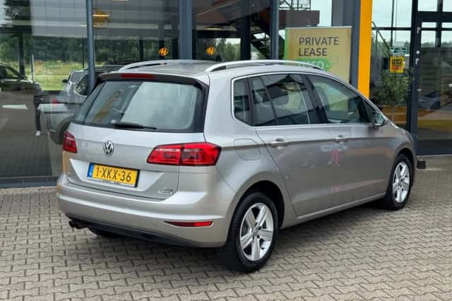 Volkswagen Golf Sportsvan (2014) thumbnail 4