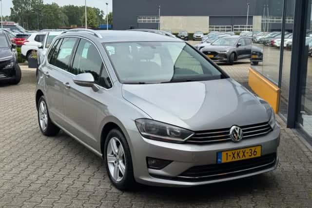Volkswagen Golf Sportsvan (2014) thumbnail 6
