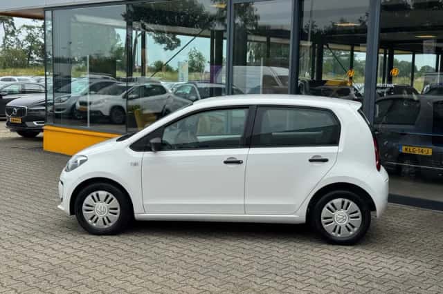 Volkswagen Up (2013) thumbnail 2