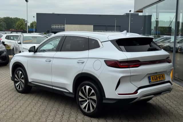BYD Seal U (2026) thumbnail 3