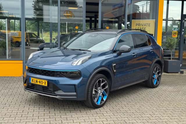 Lynk & Co 01 (2023) thumbnail 1