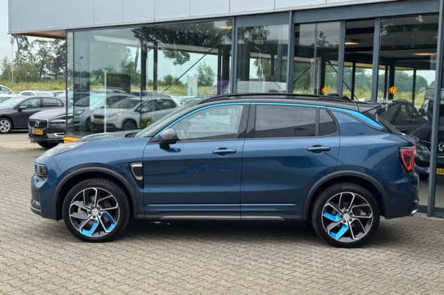 Lynk & Co 01 (2023) thumbnail 2