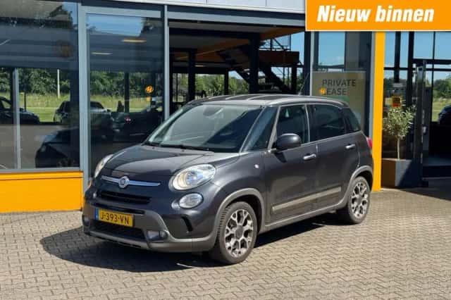 Fiat 500L (2016) thumbnail 4
