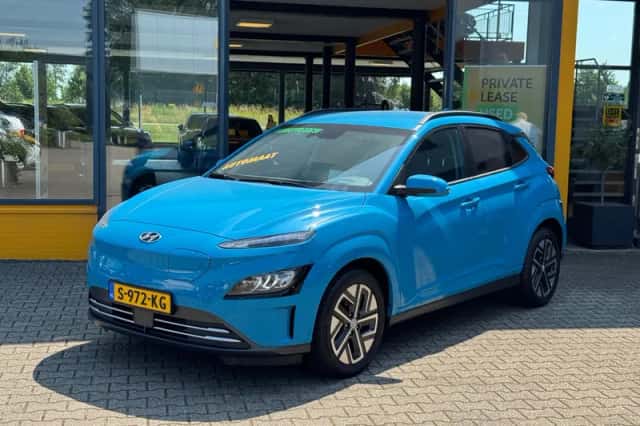 Hyundai Kona (2021) thumbnail 1