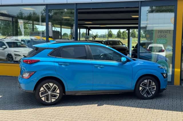 Hyundai Kona (2021) thumbnail 5