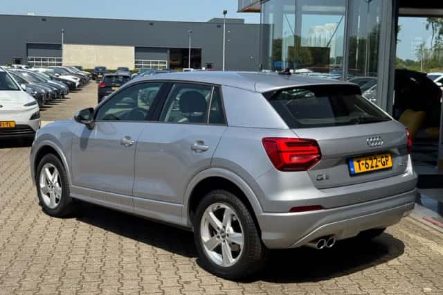 Audi Q2 (2020) thumbnail 3