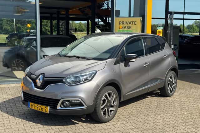 Renault Captur (2016) thumbnail 1