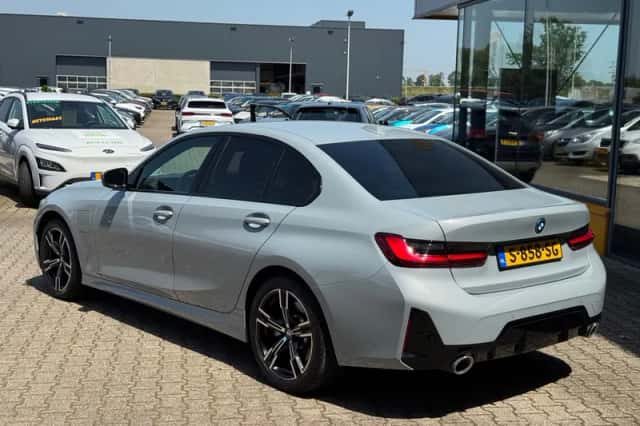 BMW 3-Serie (2023) thumbnail 3