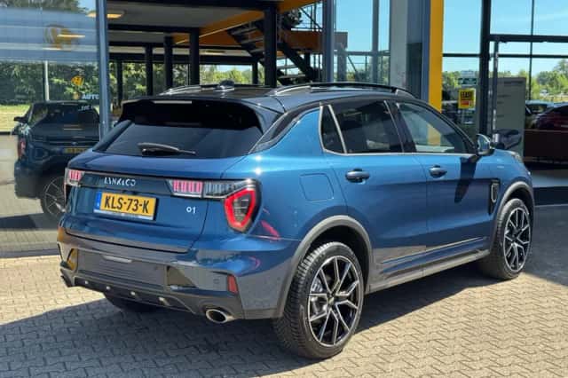 Lynk & Co 01 (2023) thumbnail 4