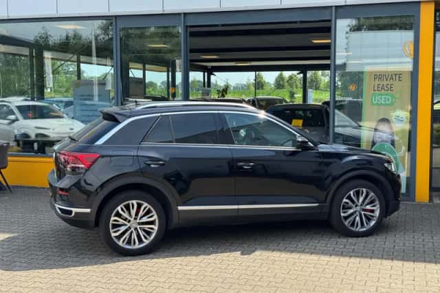 Volkswagen T-Roc (2019) thumbnail 5