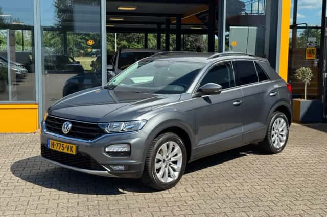 Volkswagen T-Roc (2020) thumbnail 1