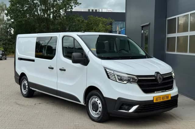 Renault Trafic (2024) thumbnail 6