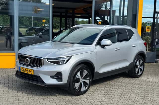Volvo XC40 (2022) thumbnail 1