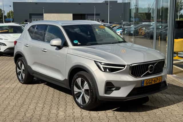 Volvo XC40 (2022) thumbnail 6