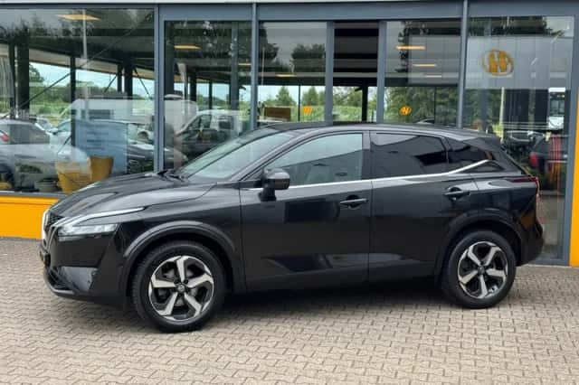 Nissan Qashqai (2021) thumbnail 2