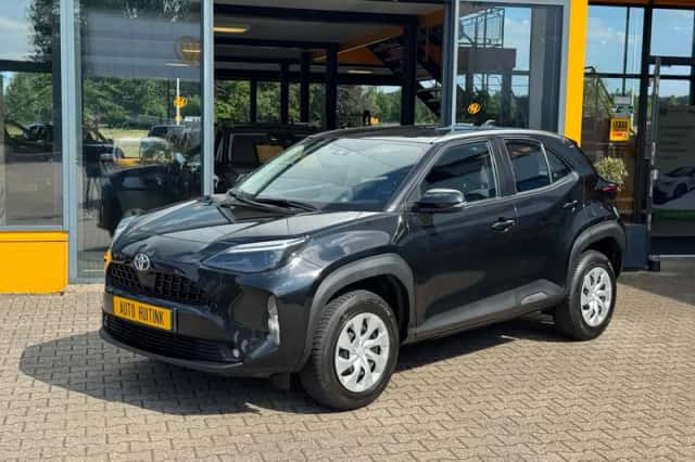 Toyota Yaris Cross (2023) thumbnail 1