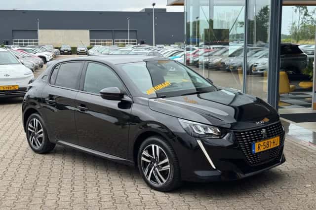 Peugeot 208 (2021) thumbnail 4