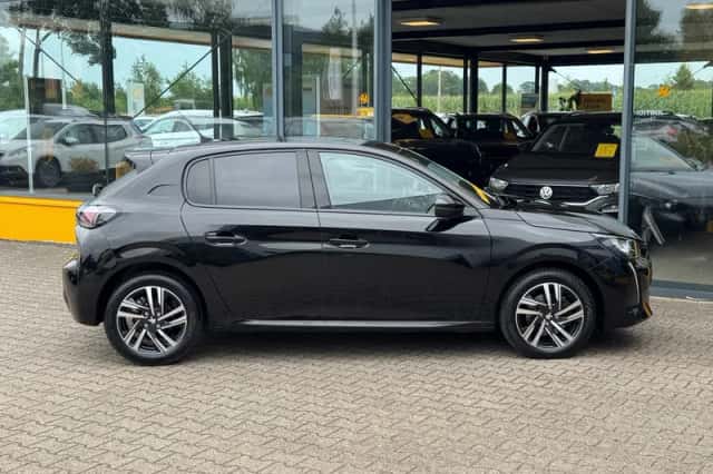 Peugeot 208 (2021) thumbnail 5