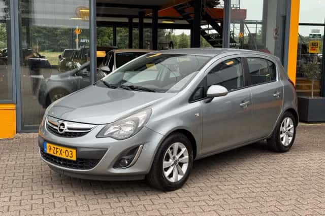 Opel Corsa (2014) thumbnail 1