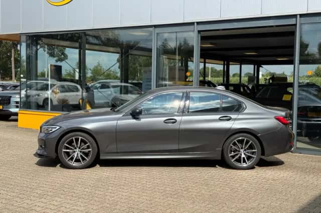 BMW 3-Serie (2019) thumbnail 2