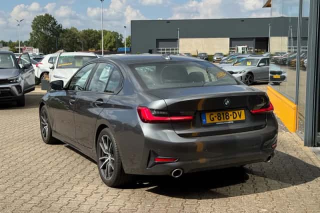 BMW 3-Serie (2019) thumbnail 3
