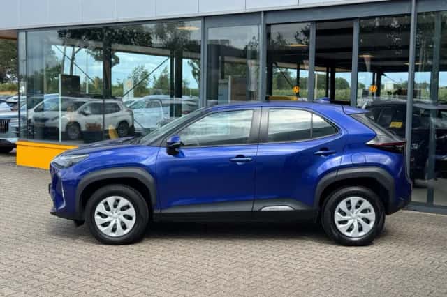 Toyota Yaris Cross (2023) thumbnail 2