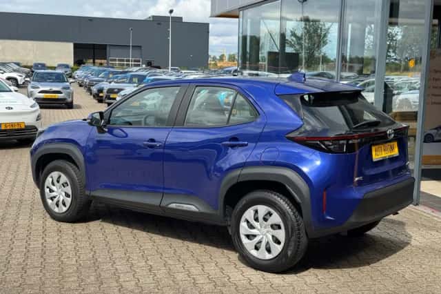 Toyota Yaris Cross (2023) thumbnail 3