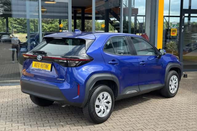 Toyota Yaris Cross (2023) thumbnail 4