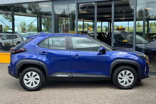 Toyota Yaris Cross (2023) thumbnail 5