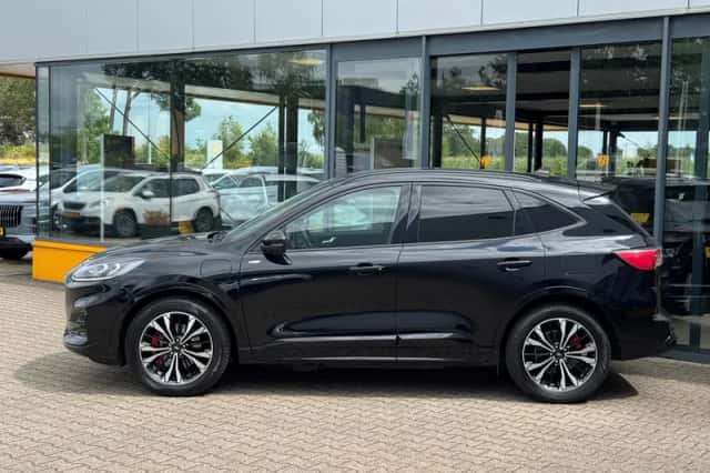 Ford Kuga (2020) thumbnail 2