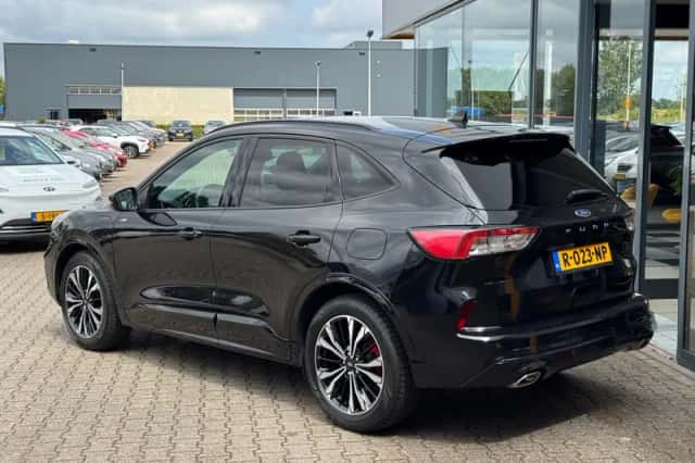 Ford Kuga (2020) thumbnail 3