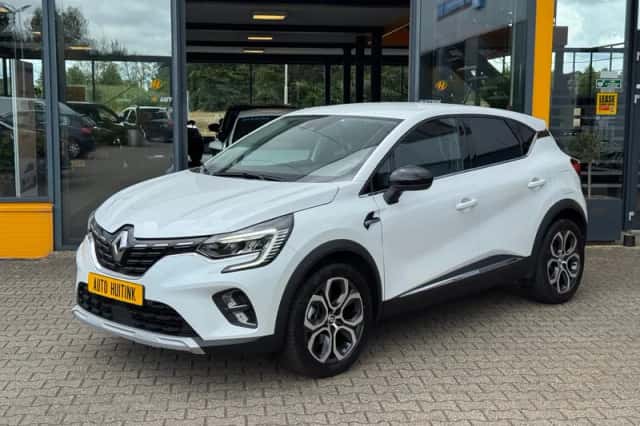 Renault Captur (2021) thumbnail 1