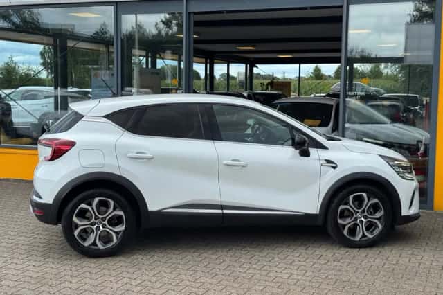 Renault Captur (2021) thumbnail 5