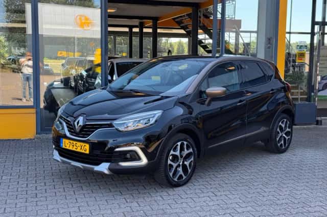 Renault Captur (2017) thumbnail 2
