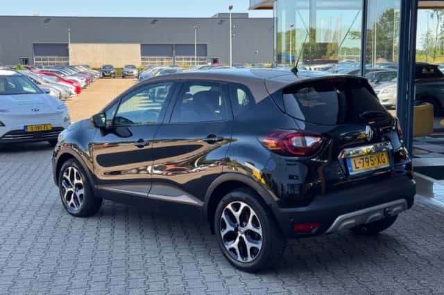 Renault Captur (2017) thumbnail 4