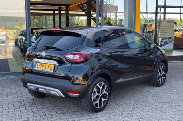 Renault Captur (2017) thumbnail 5