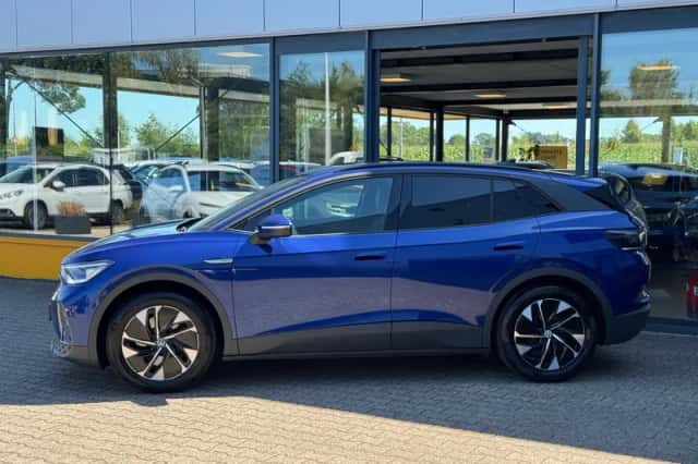 Volkswagen ID.4 (2021) thumbnail 2