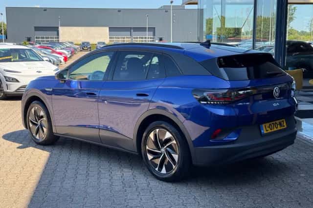 Volkswagen ID.4 (2021) thumbnail 3