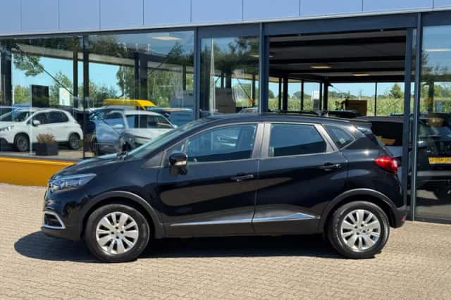 Renault Captur (2013) thumbnail 2