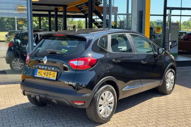 Renault Captur (2013) thumbnail 4