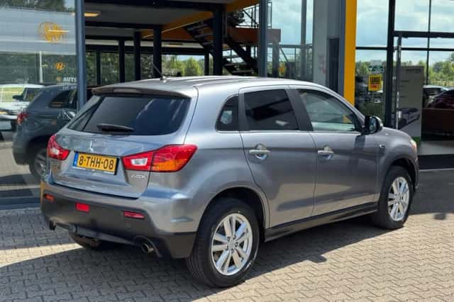 Mitsubishi ASX (2012) thumbnail 4